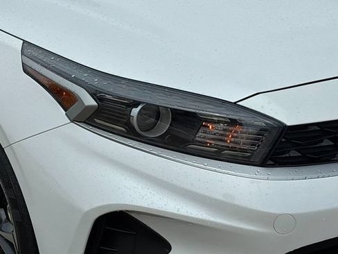 Used 2024 Kia Forte LXS w/ LXS Technology Package FWD image 26