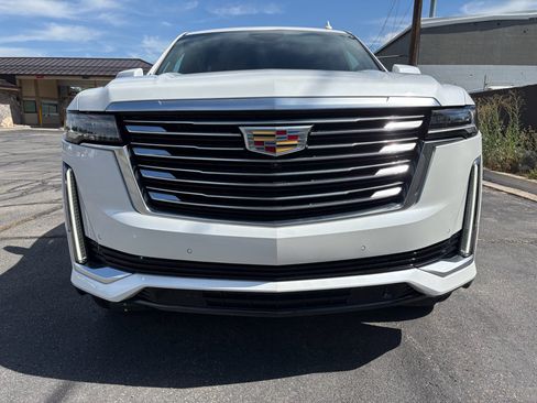 Used 2021 Cadillac Escalade Premium Luxury Platinum AWD/4WD image 15