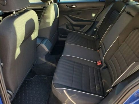 Used 2023 Volkswagen Jetta Sport image 21