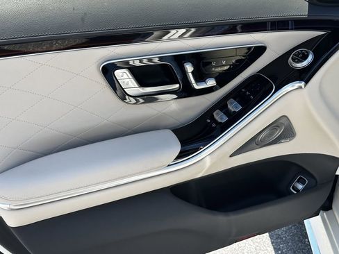 Certified 2023 Mercedes-Benz S 580 4MATIC Sedan image 11