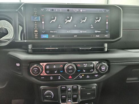 New 2026 Jeep Gladiator Rubicon image 28