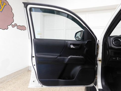 Used 2019 Toyota Tacoma TRD Pro image 29