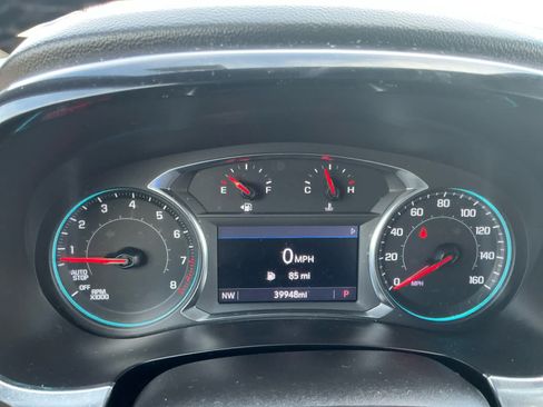 Used 2023 Chevrolet Traverse LT w/ LPO, Cargo Package AWD/4WD image 18