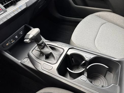 New 2026 Kia K4 FWD image 24