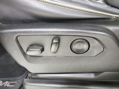 Used 2023 Chevrolet Tahoe Premier image 20