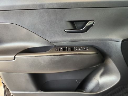 Used 2025 Hyundai Kona SEL AWD/4WD image 23