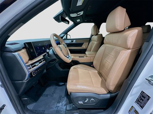 Used 2024 Hyundai Santa Fe Limited image 22