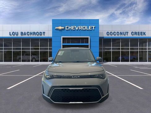 Used 2024 Kia Soul LX w/ Option Group 015 FWD image 3