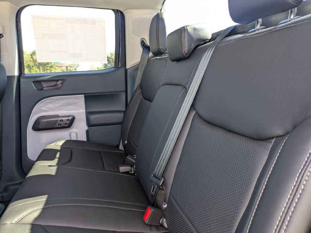 New 2026 Ford Maverick XLT w/ XLT Luxury Package FWD image 14
