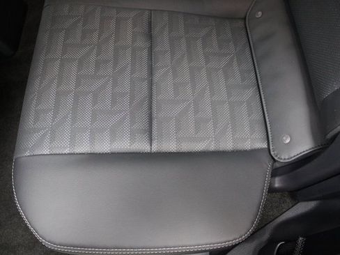 Used 2025 Toyota 4Runner TRD Off-Road Premium image 22