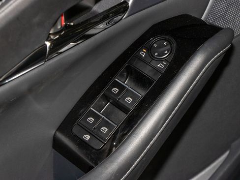 Used 2022 MAZDA CX-30 AWD 2.5 S w/ Preferred Package image 33