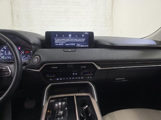 Used 2024 MAZDA CX-90 3.3 Turbo w/ Preferred Package AWD/4WD image 12