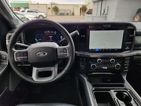 Used 2026 Ford F350 Lariat AWD/4WD image 6