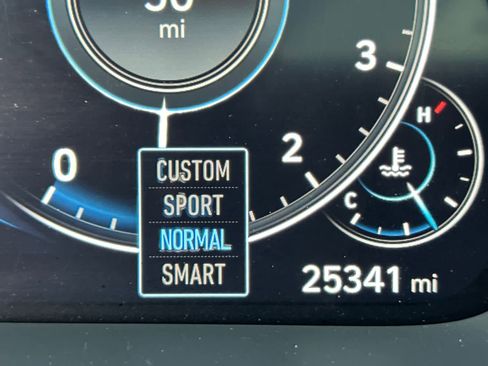 Used 2022 Hyundai Sonata SEL w/ Convenience Package image 10