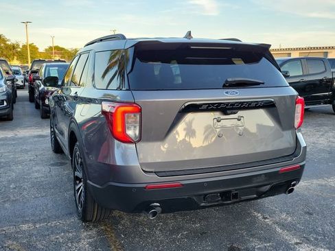 Used 2022 Ford Explorer ST-Line w/ Class IV Trailer Tow Package RWD image 4