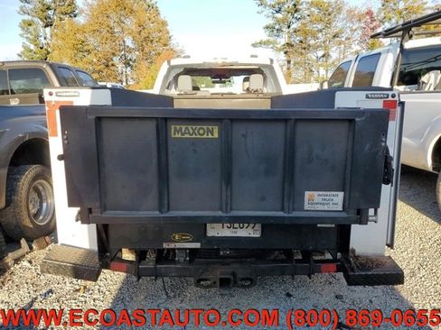 Used 2023 Ford F250 XL w/ XL Chrome Package image 6