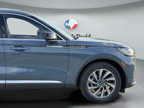 New 2026 Lincoln Aviator 2WD image 33