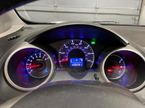 Used 2009 Honda Fit Sport image 37