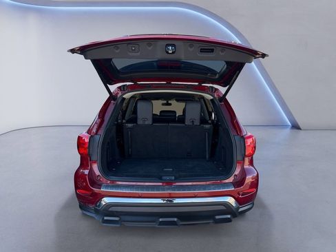 Used 2019 Nissan Pathfinder SL image 19