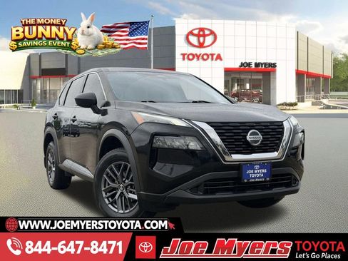 Used 2021 Nissan Rogue S image 1