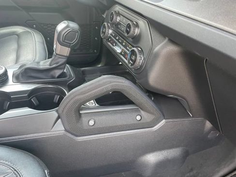 Used 2025 Ford Bronco Badlands AWD/4WD image 56