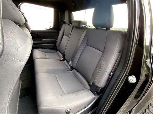 Used 2024 Toyota Tacoma SR5 AWD/4WD image 24