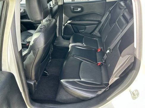 Used 2018 Jeep Compass Limited AWD/4WD image 32