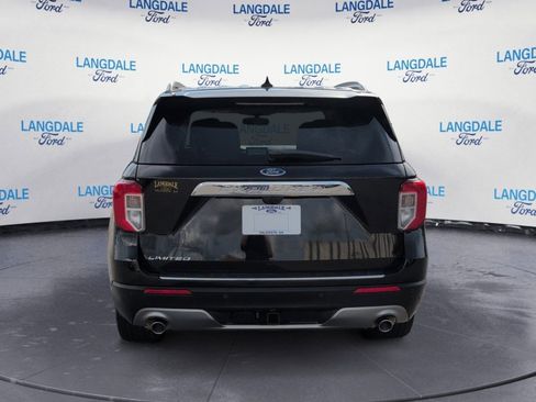 Used 2022 Ford Explorer Limited w/ Equipment Group 301A RWD image 8