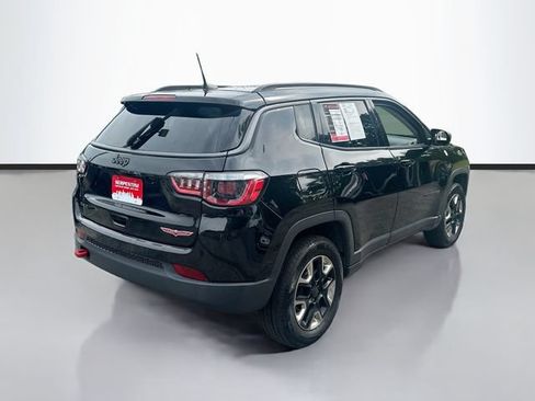 Used 2018 Jeep Compass Trailhawk w/ Leather Interior Group AWD/4WD image 6
