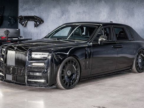 Used 2026 Rolls-Royce Phantom Sedan RWD image 4