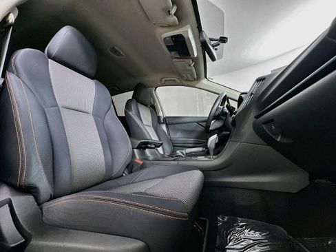 Used 2019 Subaru Crosstrek 2.0i Premium AWD/4WD image 24