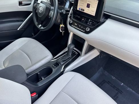 Certified 2023 Toyota Corolla Cross L FWD image 15