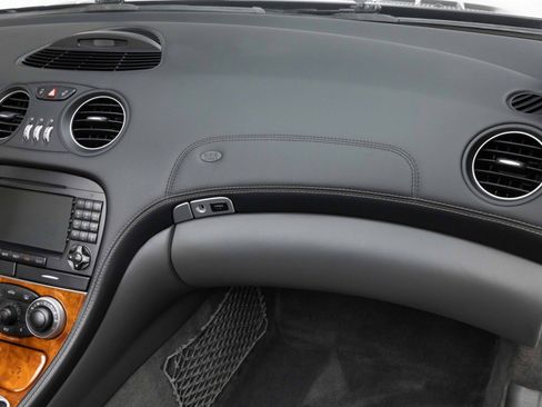 Used 2005 Mercedes-Benz SL 65 AMG image 28