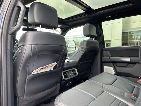 Used 2025 Ford F250 Platinum w/ FX4 Off-Road Package AWD/4WD image 15