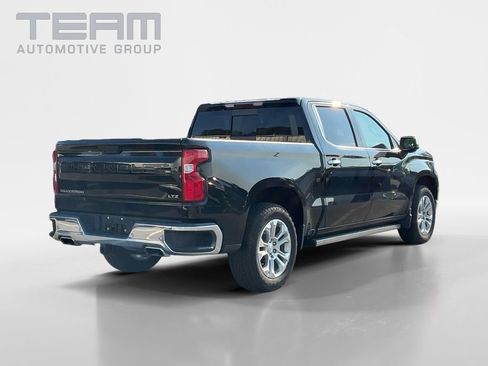 Used 2023 Chevrolet Silverado 1500 LTZ w/ LTZ Convenience Package II AWD/4WD image 7