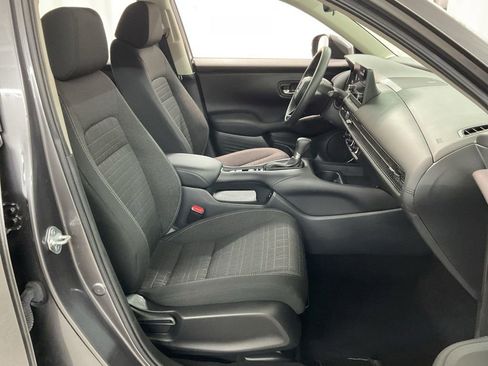 Used 2025 Honda HR-V LX image 28