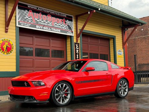 Used 2012 Ford Mustang GT Premium image 10