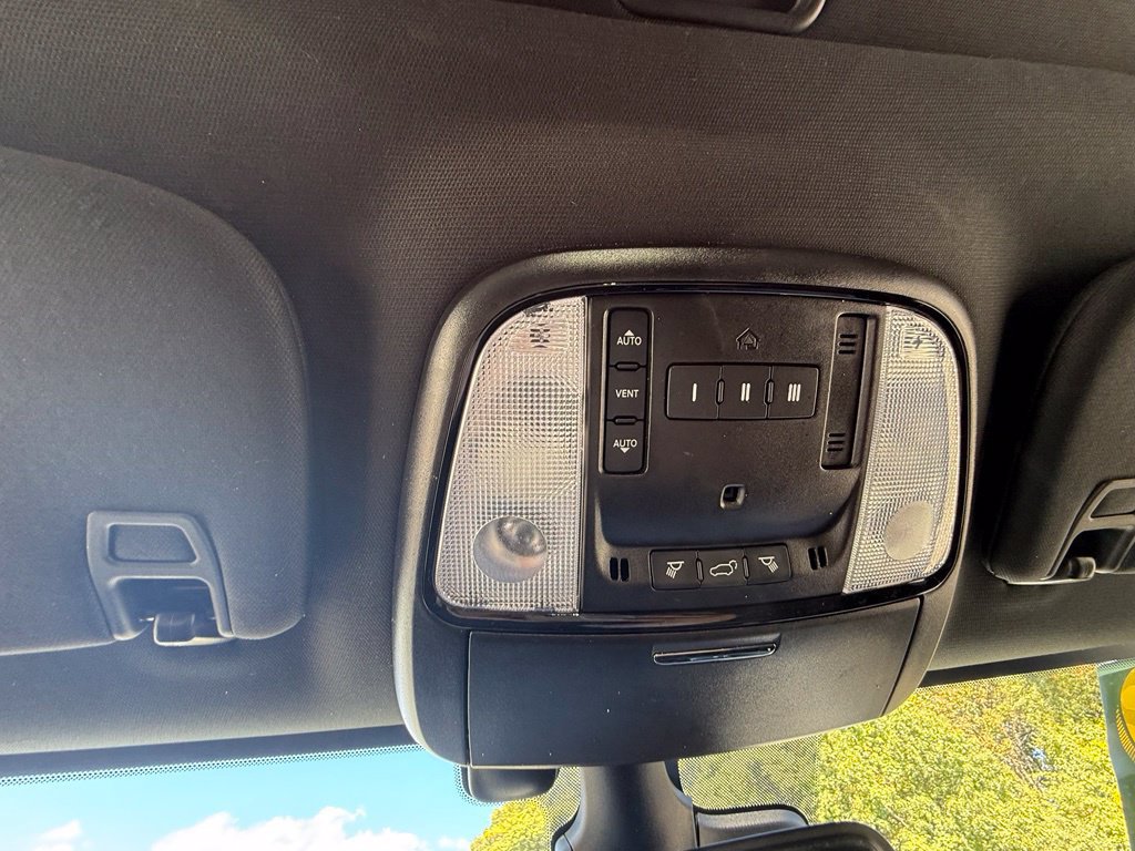 Used 2022 Dodge Durango GT AWD/4WD image 34
