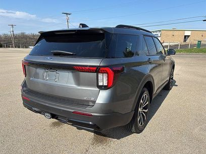 New 2026 Ford Explorer ST-Line