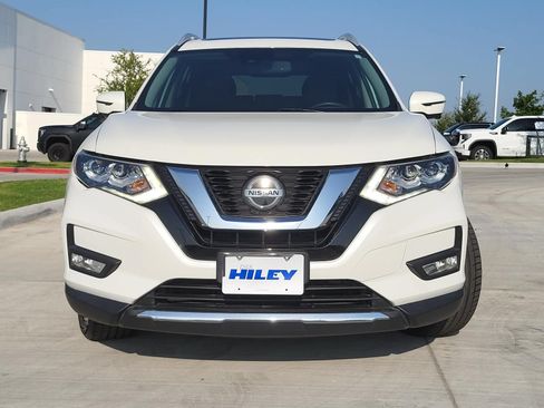 Used 2019 Nissan Rogue SL w/ Premium Package FWD image 2