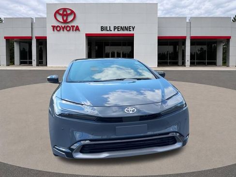 New 2026 Toyota Prius XLE FWD image 8