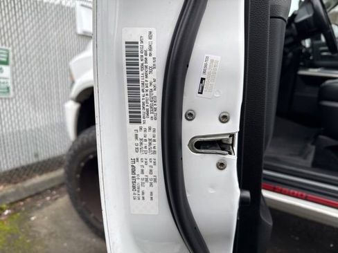 Used 2014 RAM 2500 Big Horn image 22