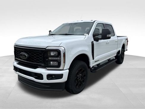 New 2026 Ford F250 XLT w/ XLT Premium Package AWD/4WD image 4