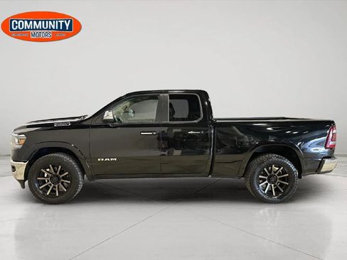 Used 2020 RAM 1500 Laramie AWD/4WD image 3