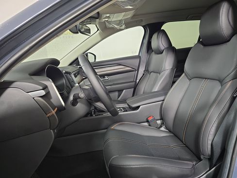 Certified 2025 MAZDA CX-50 2.5 Hybrid w/ Premium Plus Pkg image 11