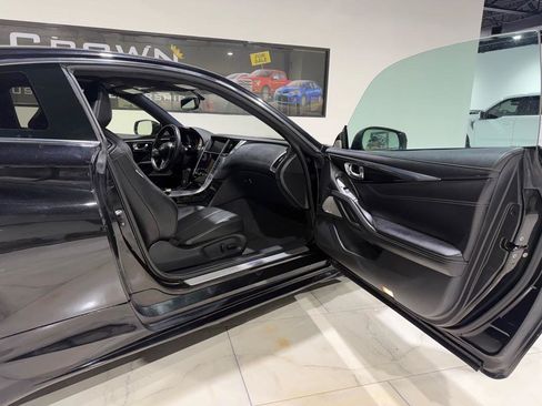 Used 2017 INFINITI Q60 3.0t Sport RWD image 15