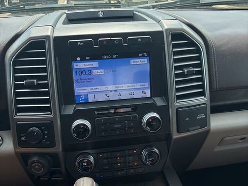 Used 2019 Ford F150 Limited w/ Trailer Tow Package image 15