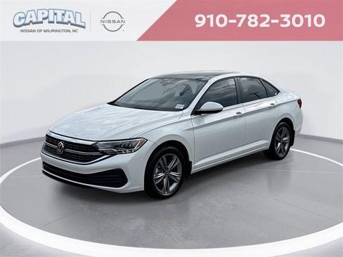 Used 2024 Volkswagen Jetta SE w/ Panoramic Sunroof Package image 1
