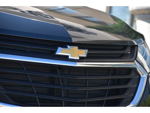 Used 2020 Chevrolet Equinox LT w/ Driver Convenience Package image 10