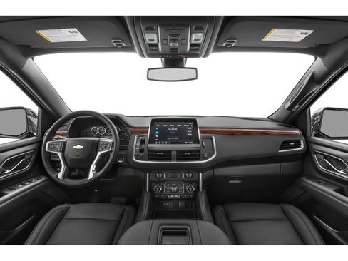 Used 2021 Chevrolet Suburban LT AWD/4WD image 5